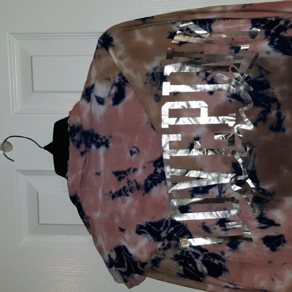 PINK VICTORIA SECRET "VARSITY" PULLOVER HOODIE LIGHTWEIGHT LONGSLEEVE TEE 2021 - Picture 6 of 13